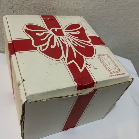 3PC Crystal Decanter And Matching Glasses Set by Paul Sebastian France - Picture 6 of 7